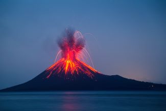 Anok Krakatau_shutterstock_1272261553