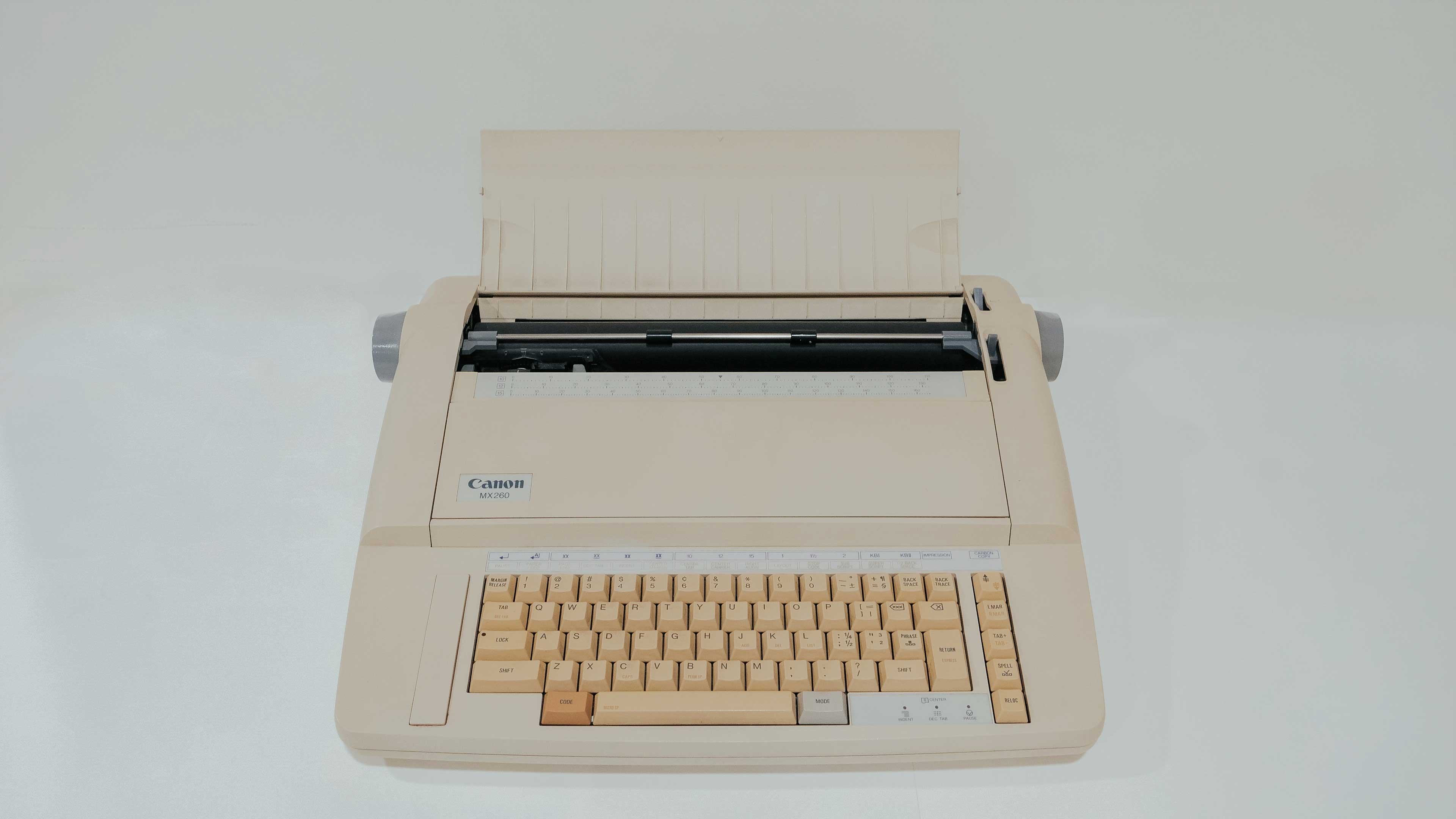 Electronic typewriter - Canon MX260.
