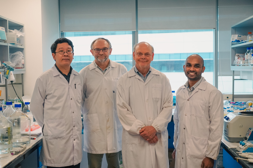 NTU scientists who discovered the structure of the telomeres