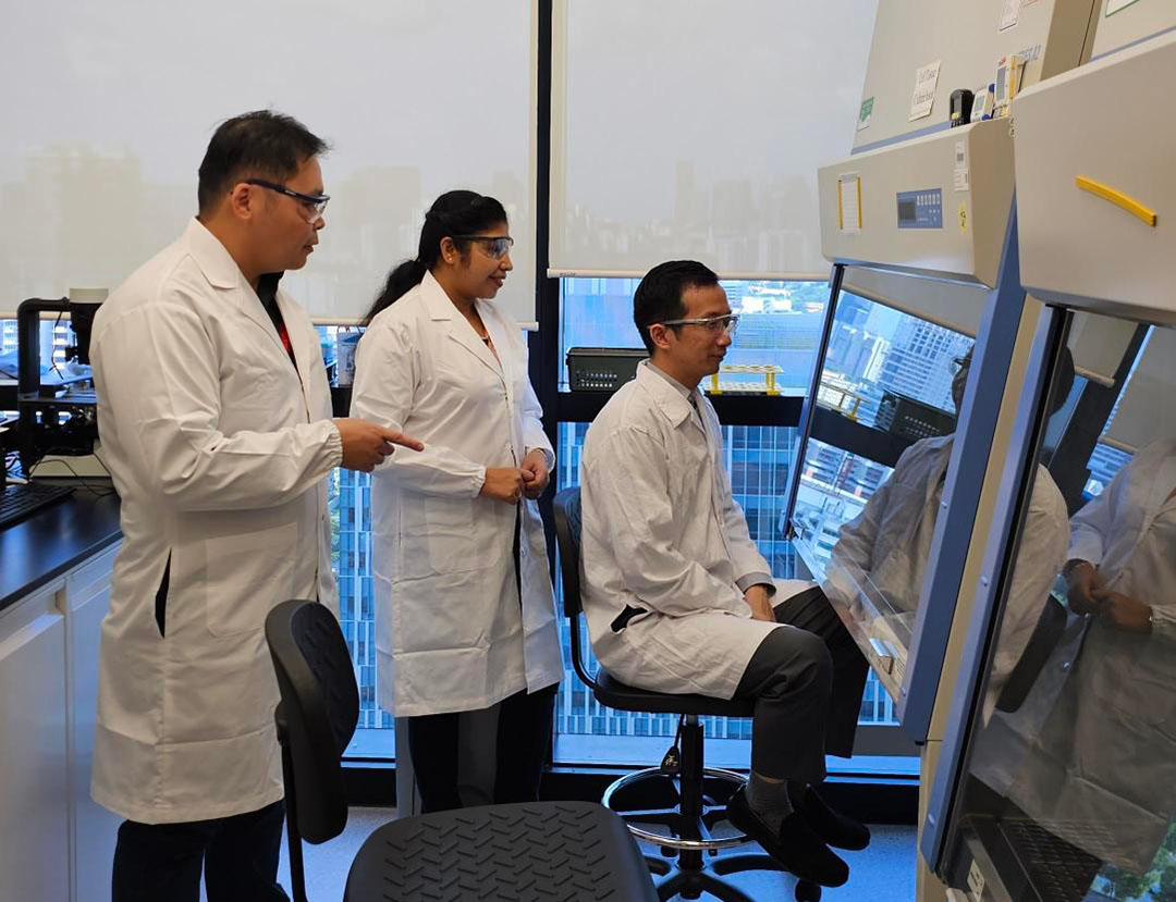 Healthy & Safety — LKC Lab Photo