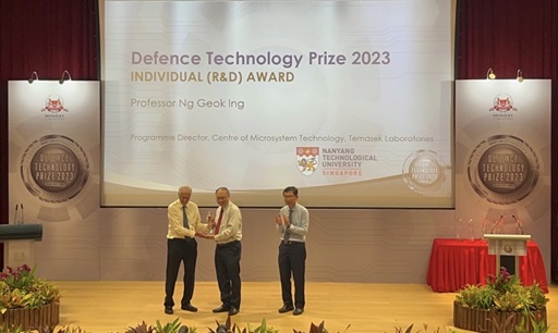 ProfNg_ReceivingDTPAward ProfNg_ReceivingDTPAward