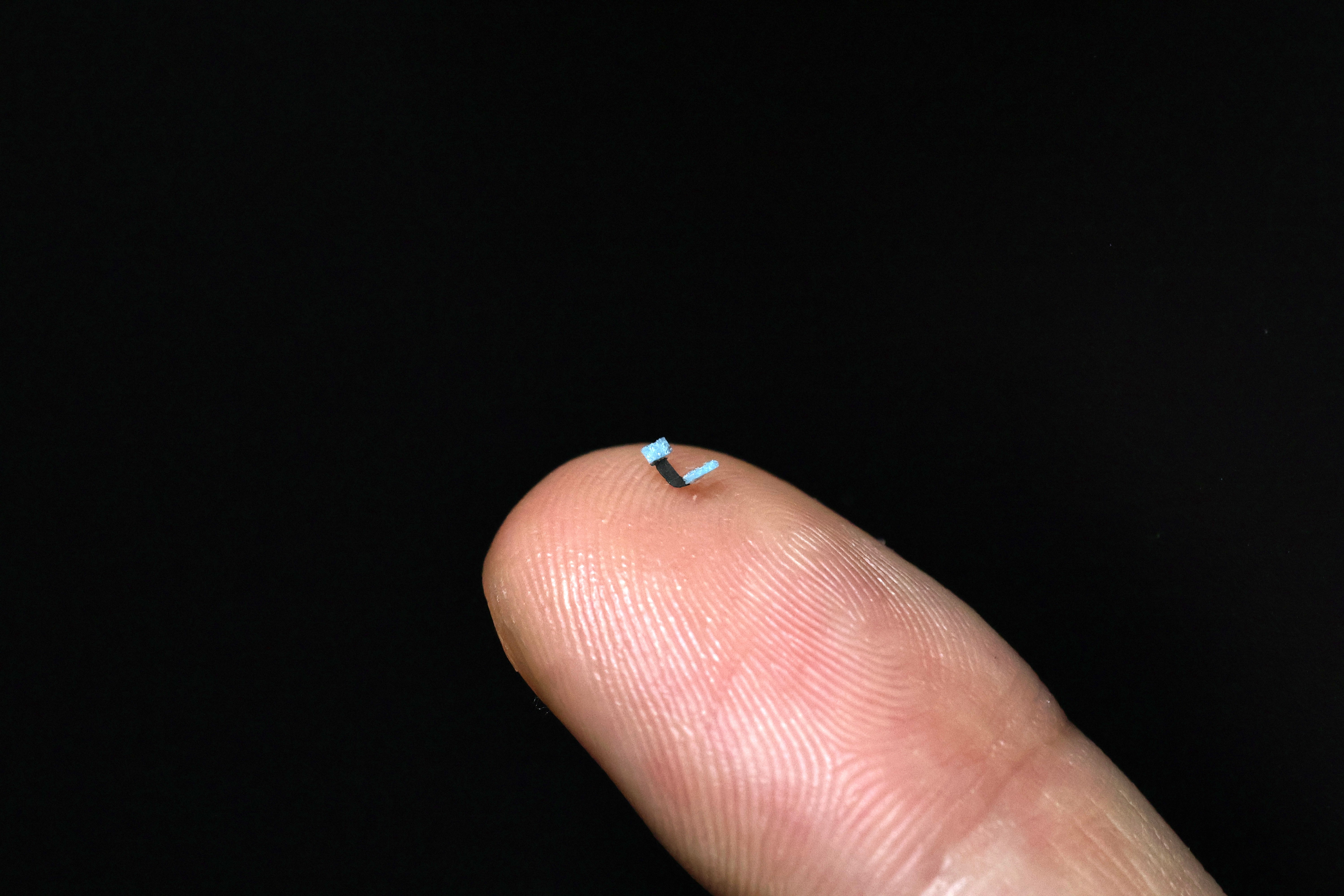 Millimetre-sized robot on a fingertip