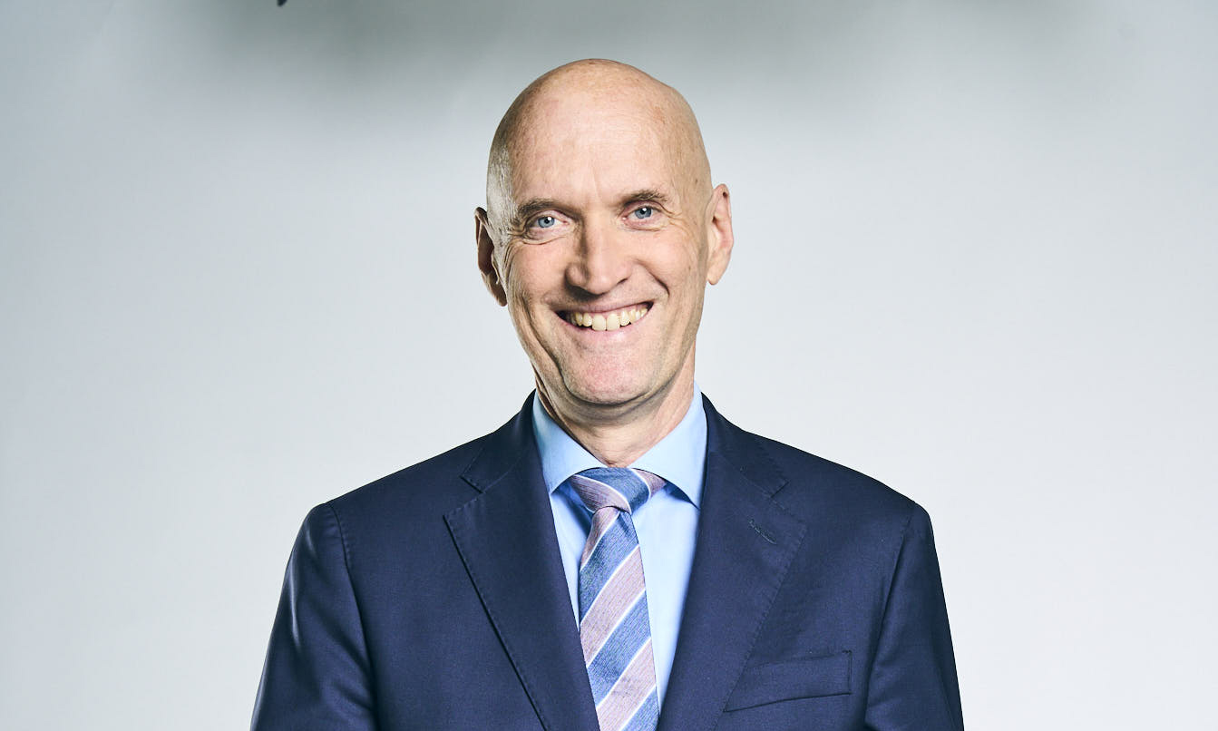 Headshot of Prof Ernst Kuipers