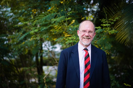 Simon Redfern, CoS Dean_lower res