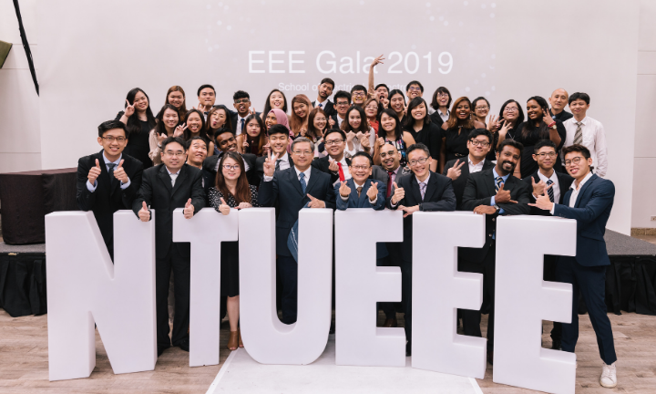 EEE students, staff and faculty posing at the NTU EEE 2019 Gala