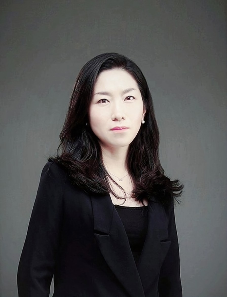 Lee Ah-Young 