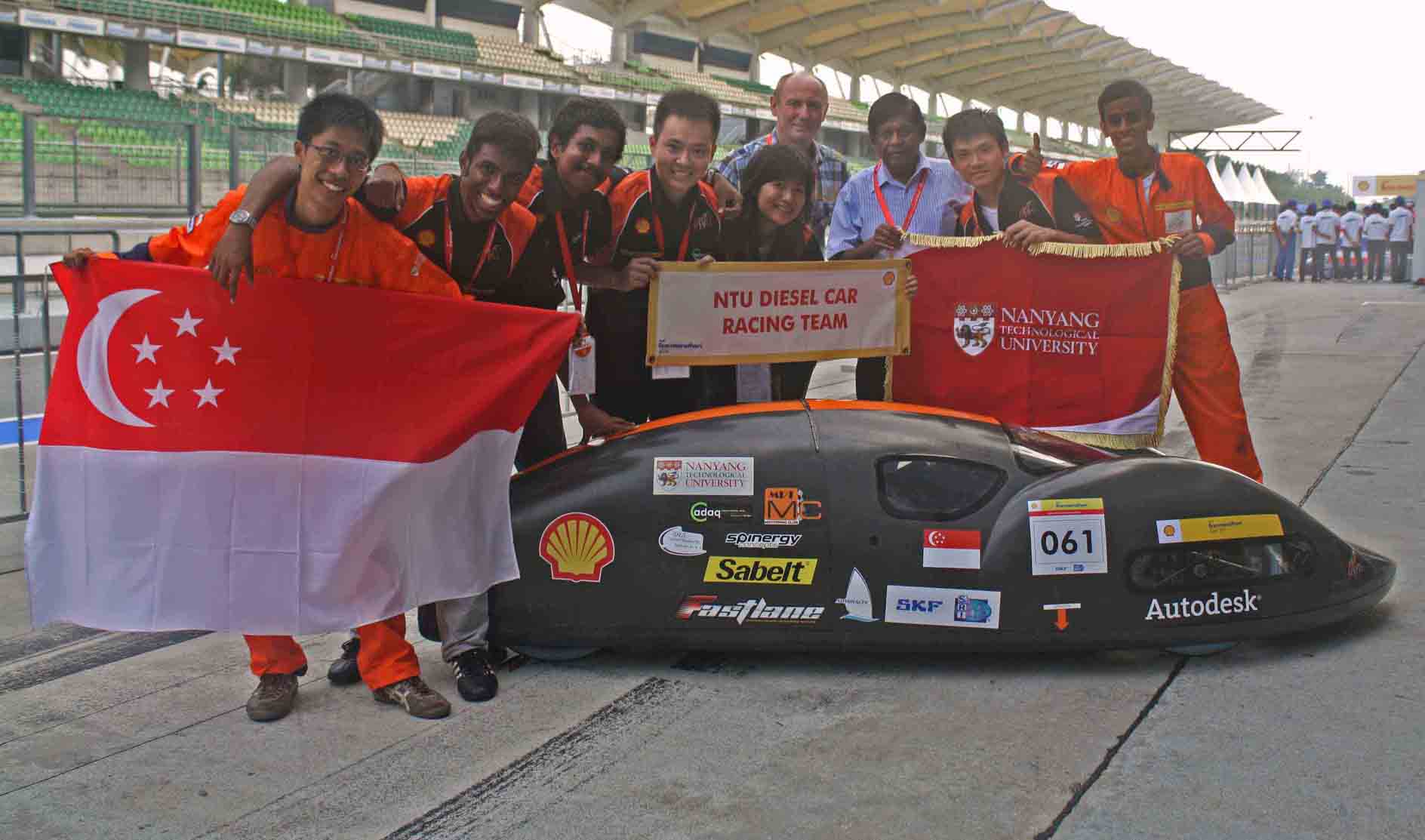 Nanyang Venture IV Team photo