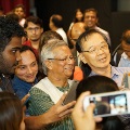 Participants taking a selfie with Nobel Laureate Professor Muhammad Yunus