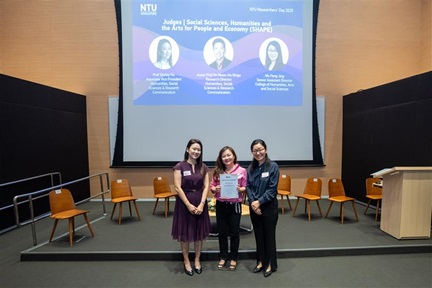 Dr Sally Ng Wins Best Poster at NTU Researchers' Day 2025