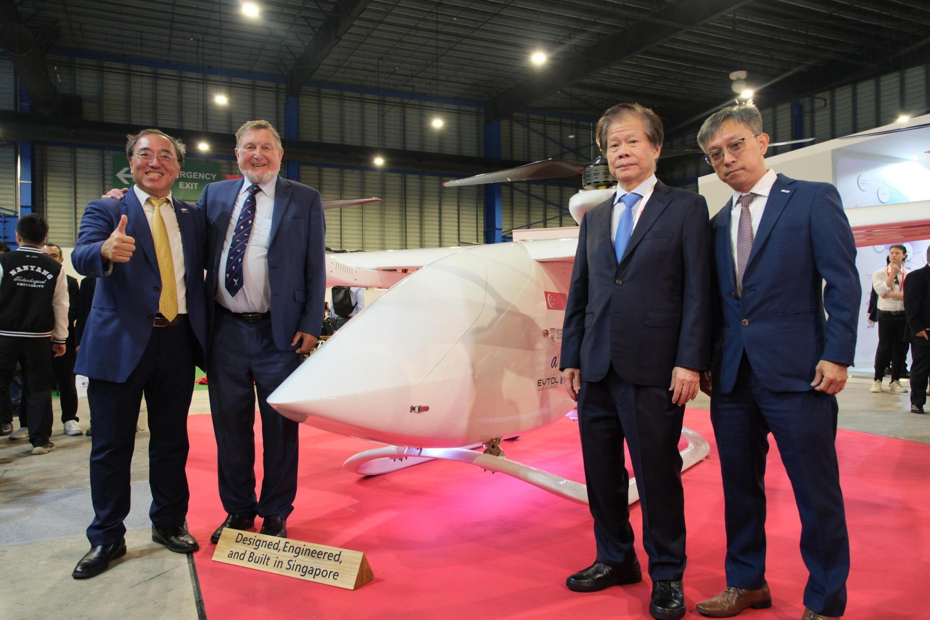 Professor James Wang, Professor Ric Parker, Professor Lam Khin Yong, Mr Tan Chun Wei
