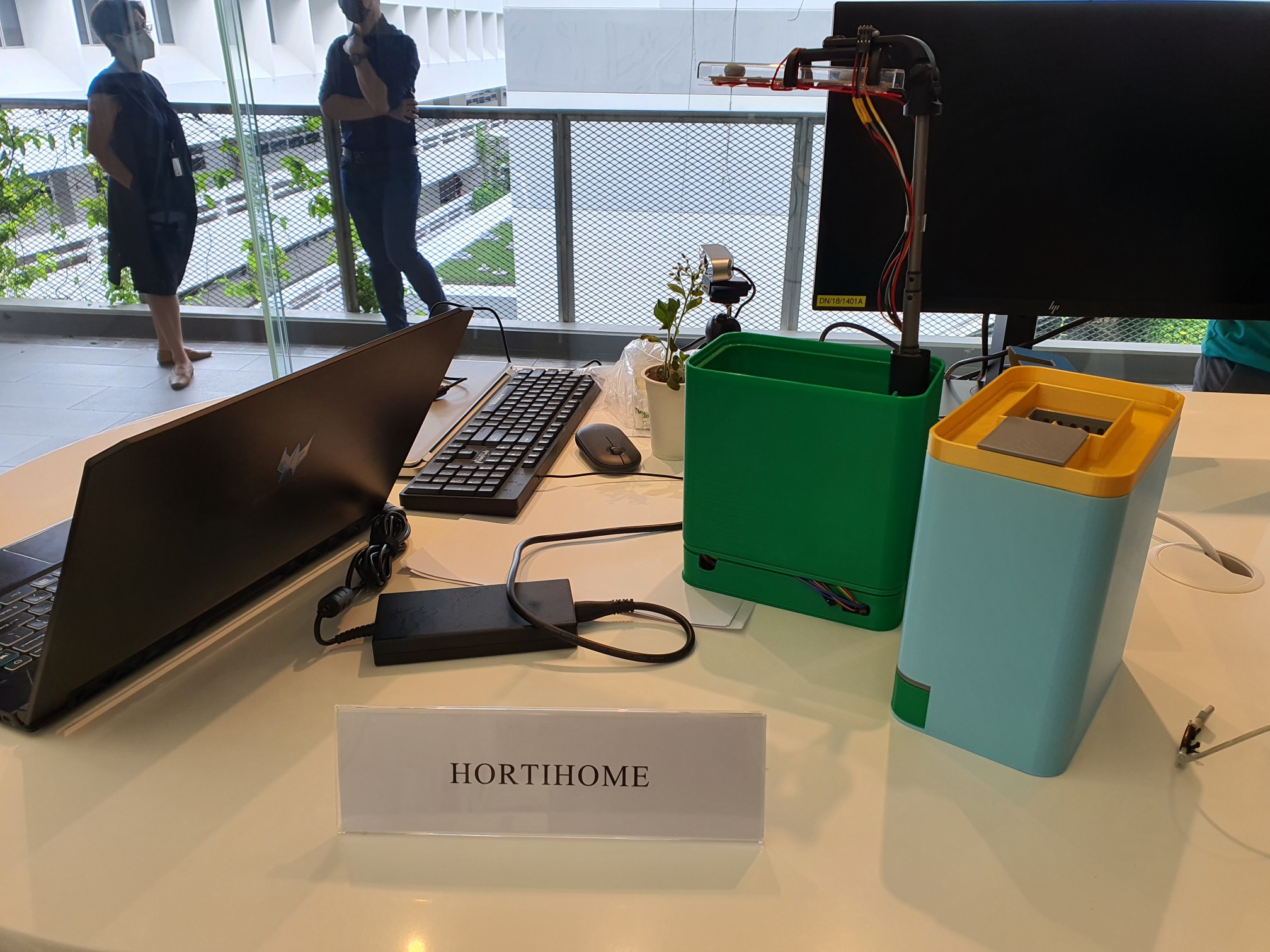 Team Hortihome prototype display