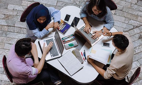 Bachelor of Arts (Hons) in Double Major - Psychology and Linguistics & Multilingual Studies