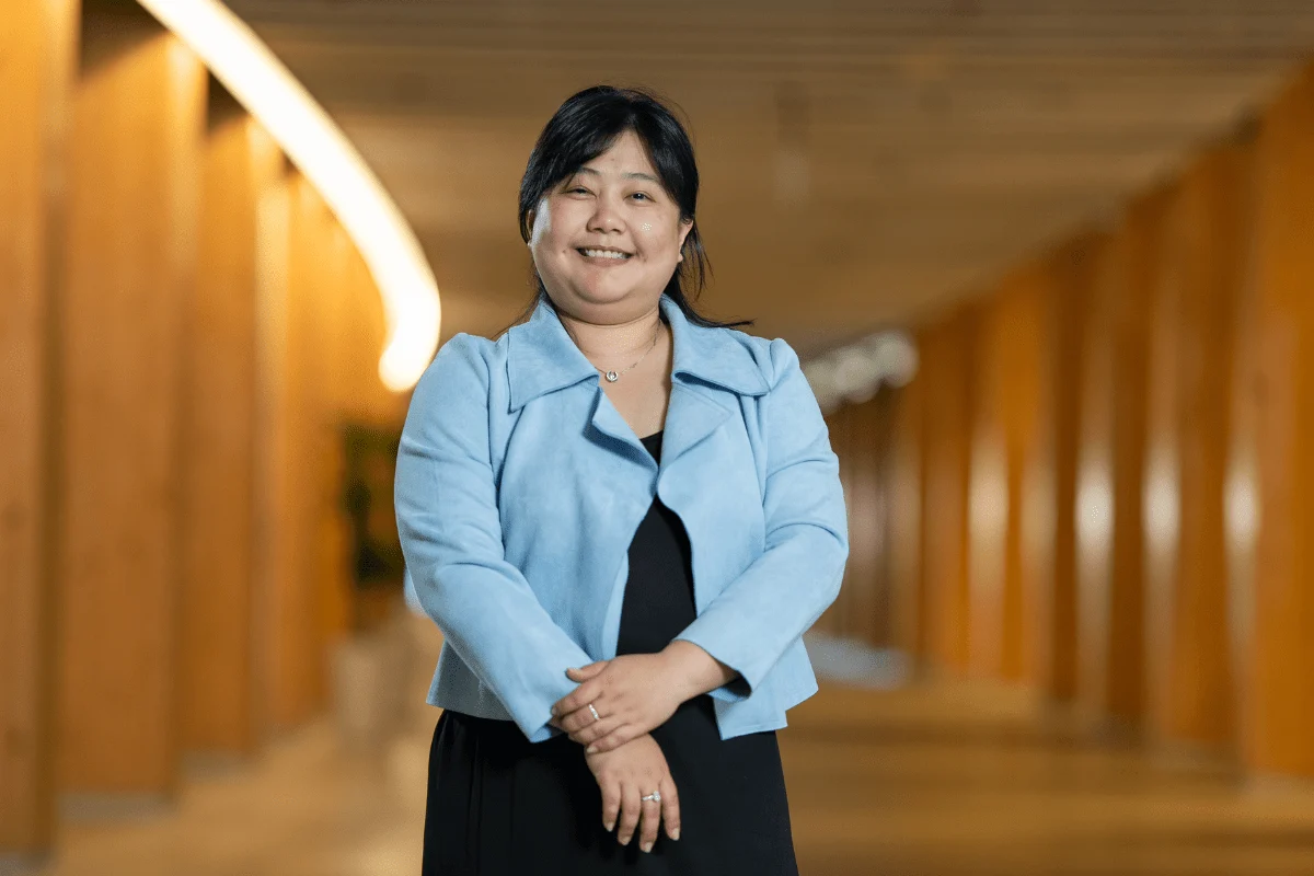 Finance professional Geraldine Tay explains how NTU’s FlexiMasters in Business AI & Technology helped her lead AI-driven decisions in pharma.