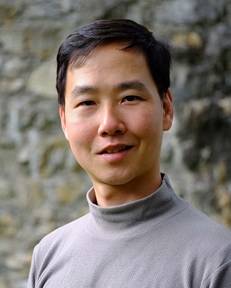 Michael Tan headshot