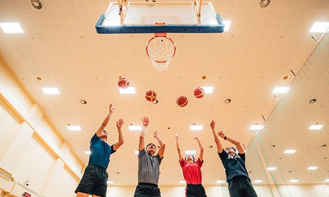 PESS Basketball Hoop Throws Team Jump Low Angle (720x432px) 1 Hoop