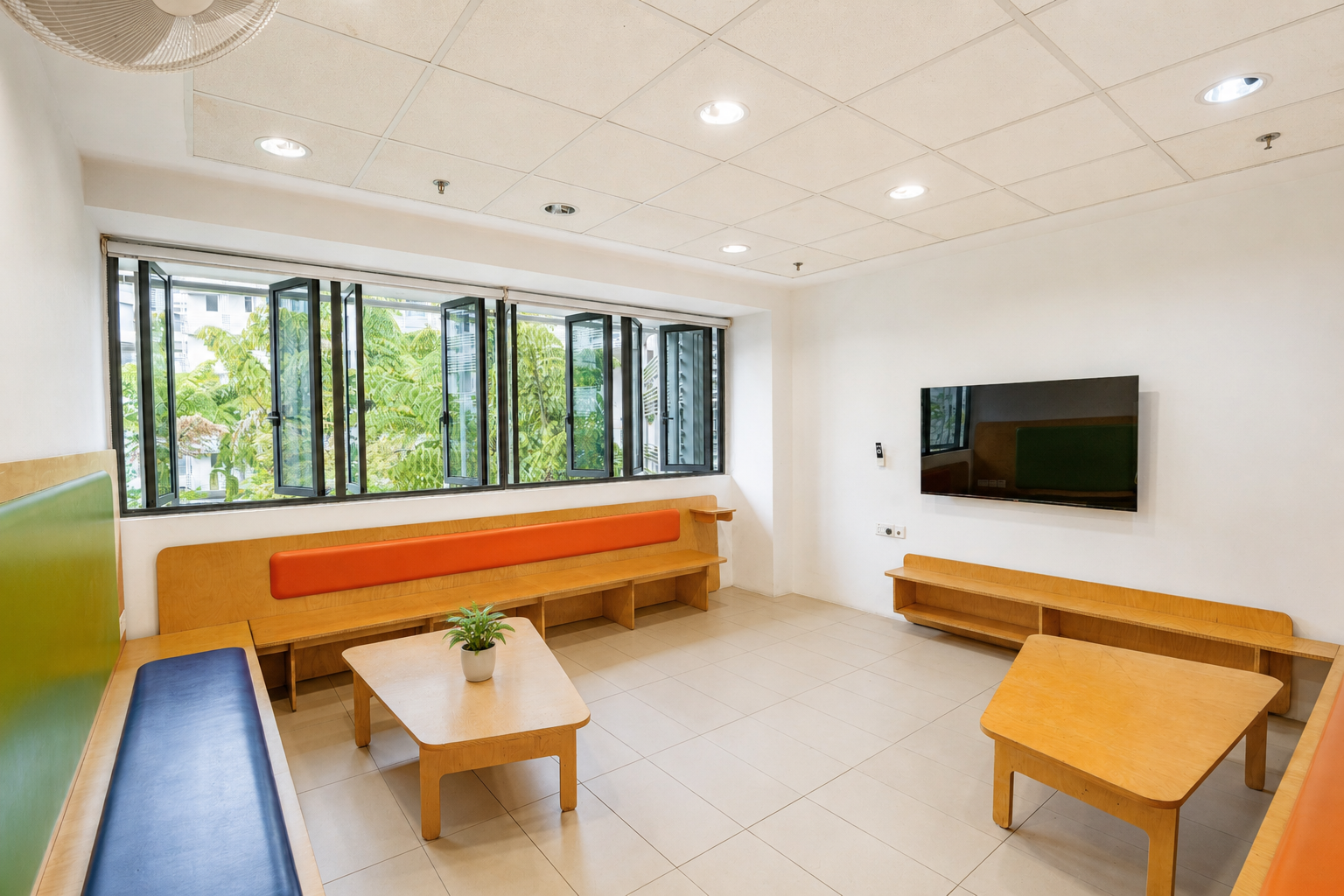 CresPion Lounge
