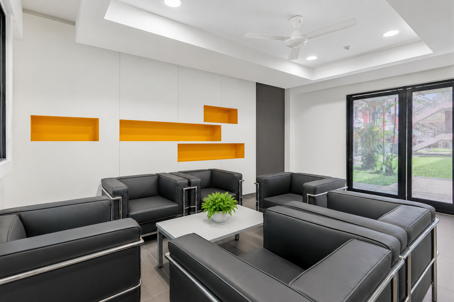 Hall 11 Lounge