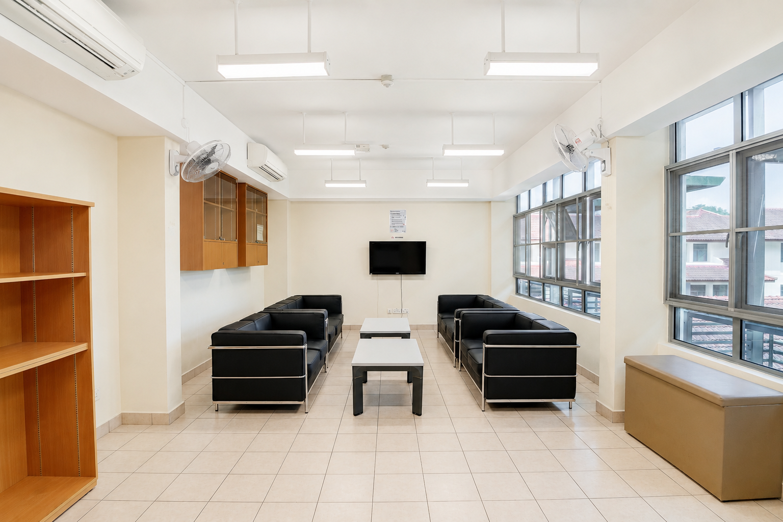 Hall 16 Lounge