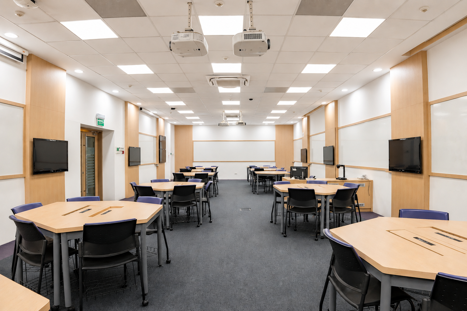 Hall 9 Reading Room