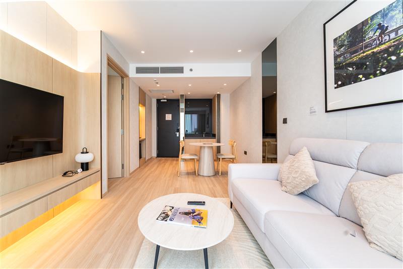 NEC Executive Room