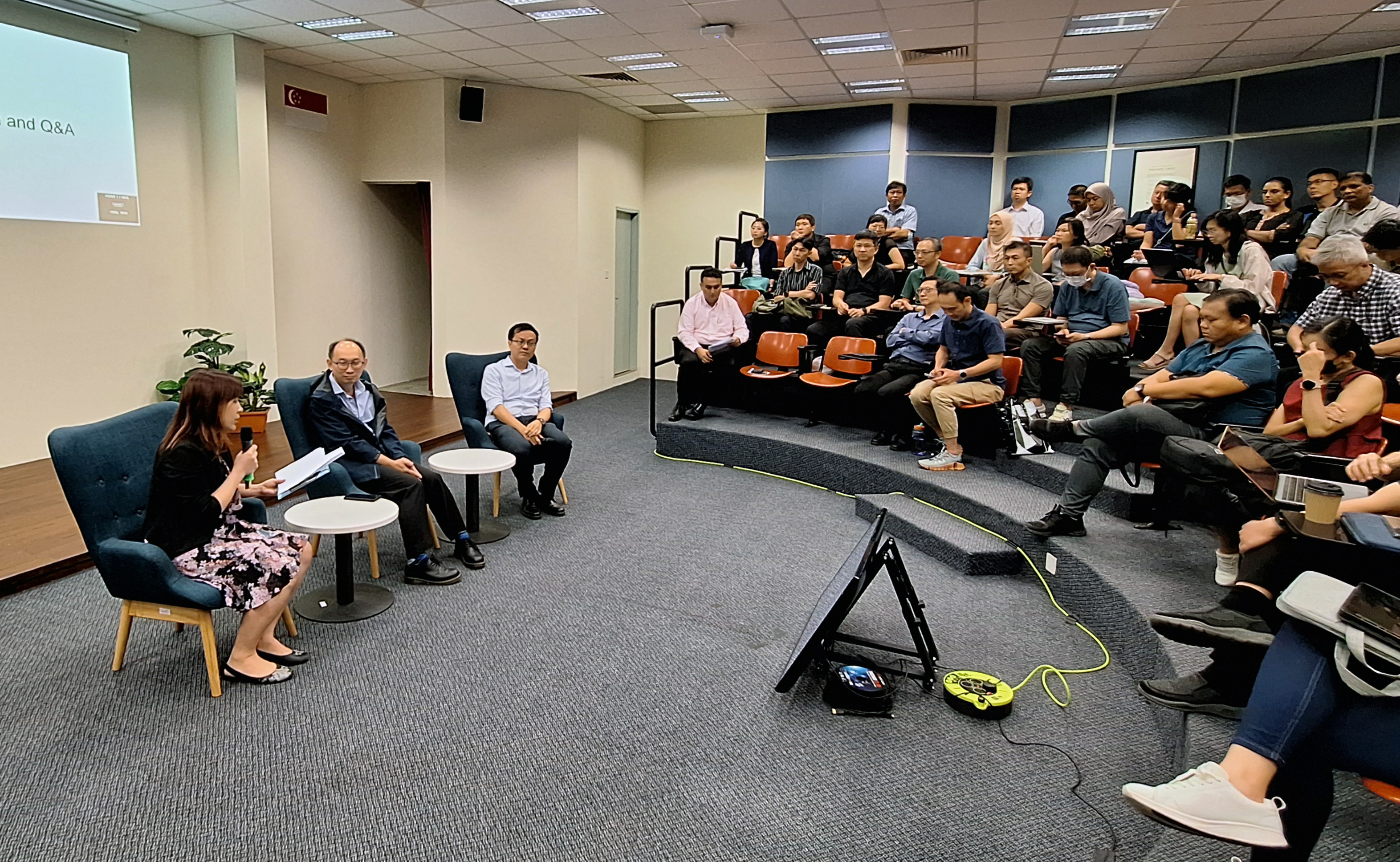 Shen Yong Academy of Singapore Teachers talk