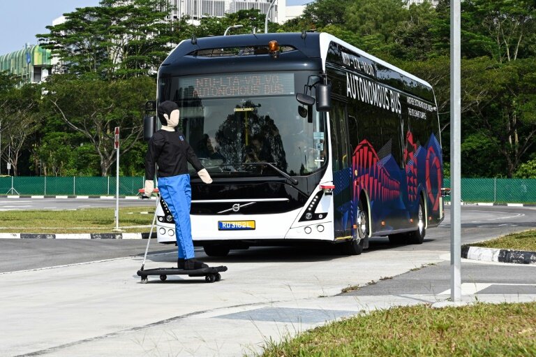 Driverless vehicle in NTU