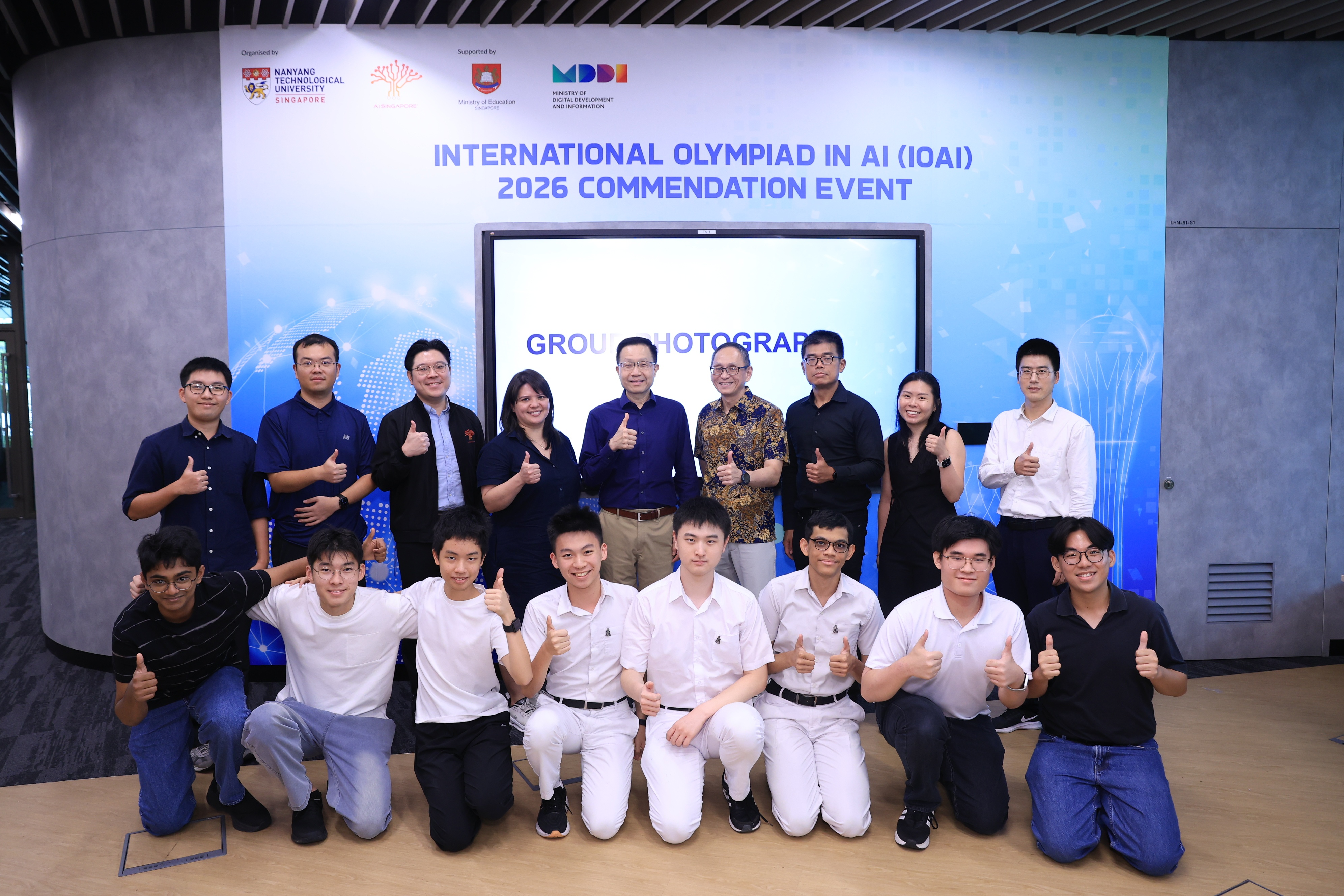 NTU Singapore held a commendation event for the participants and trainers of the 2027 IOAI.