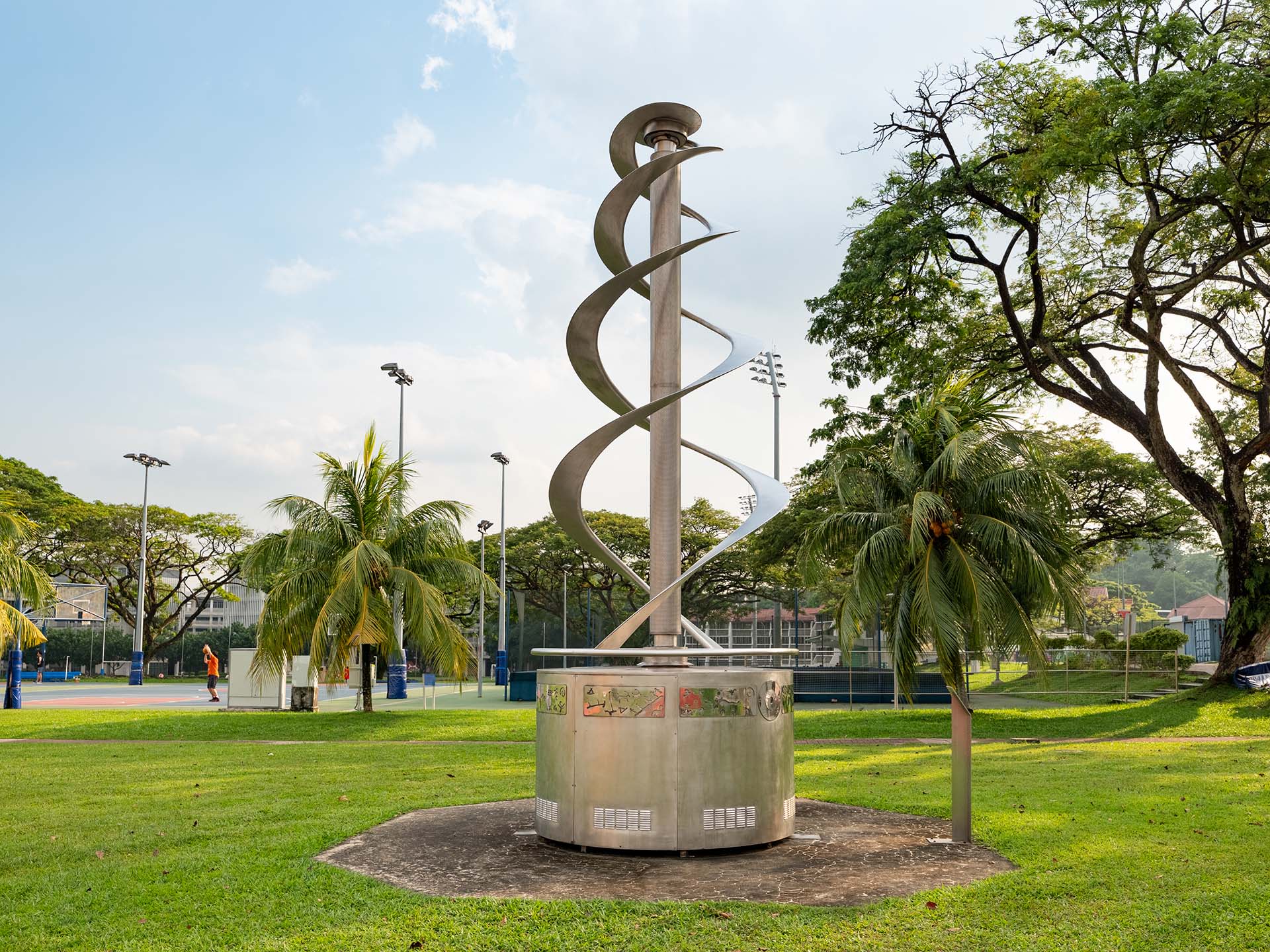 Silver metal sculpture