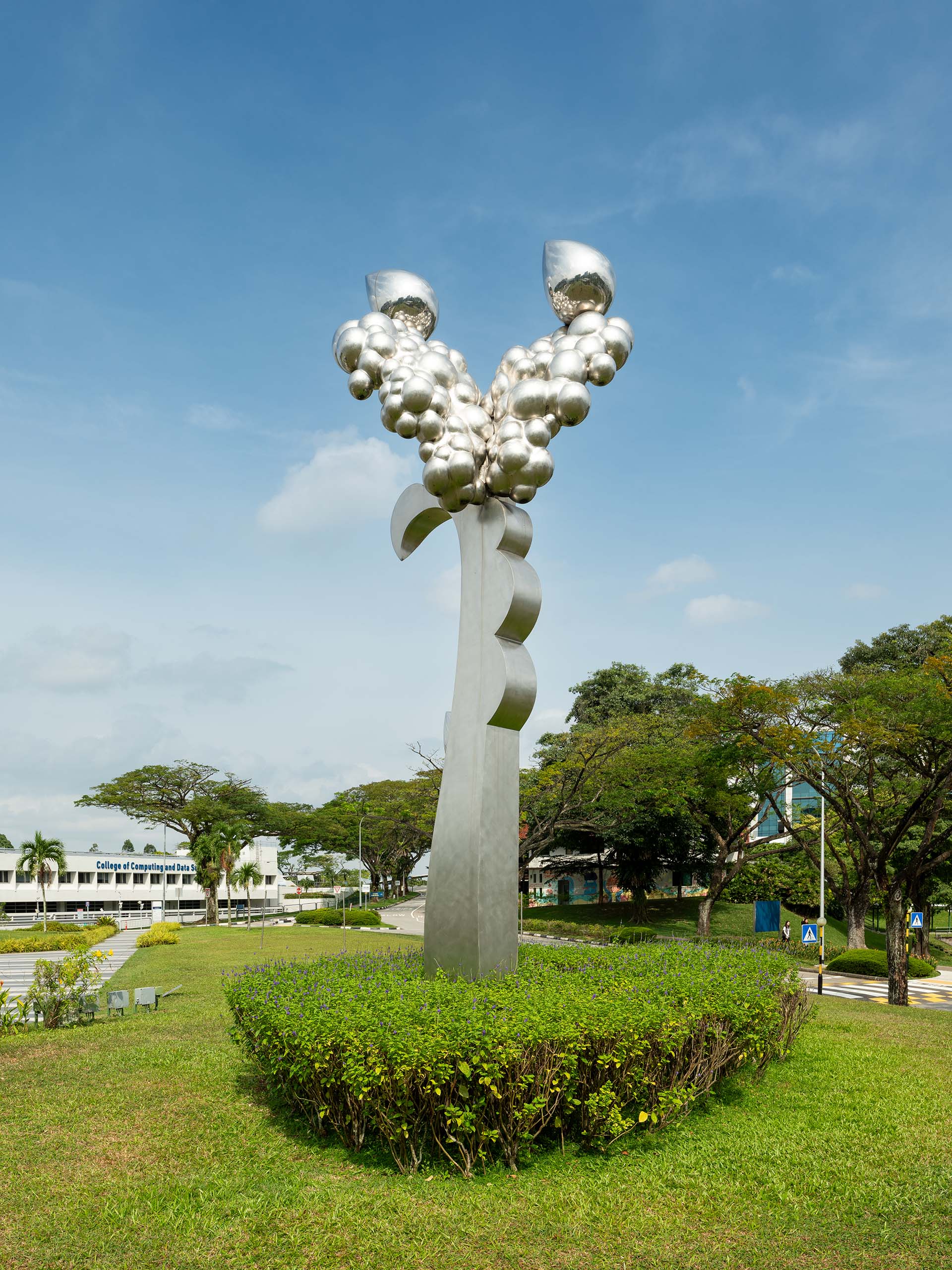 The Wind and Wings by Yeo Chee Kiong | NTU Museum art collection
