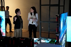 A Walk in the Park: Sarah Choo Jing in conversation with visitor