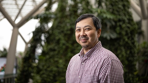 Assoc Prof Ang Wei Tech