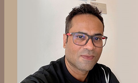 Headshot photo of a male professor.