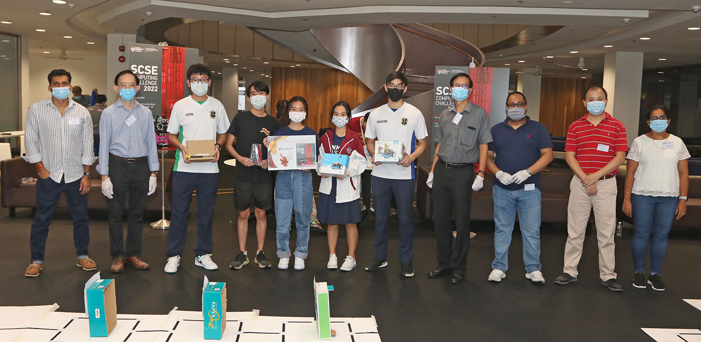 Photo of Prize Presentation - Judges’ Choice: Dunman High School, Hutao simps.