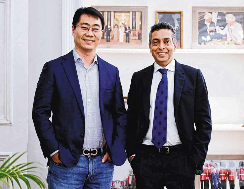 Photo of two university professors.