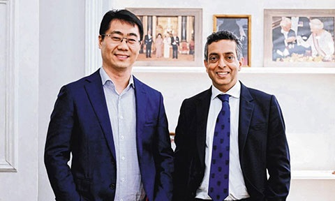 Photo of NTU’s Professor Liu Yang and Imperial College London’s Professor Anil Anthony Bharath.