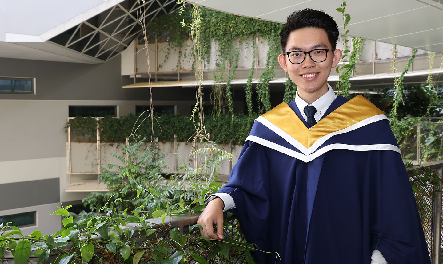 Winner of the Information Technology Management Association Gold Medal
    cum Book Prize: Ho Song Yan (Computer Science, Class of 2018). 