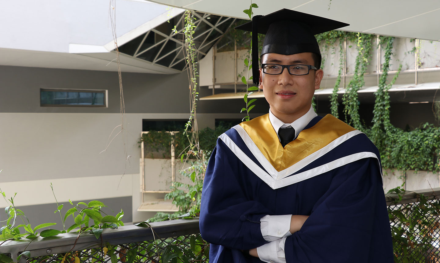 Winner of the Lee Kuan Yew Gold Medal & Hewlett-Packard Gold Medal.