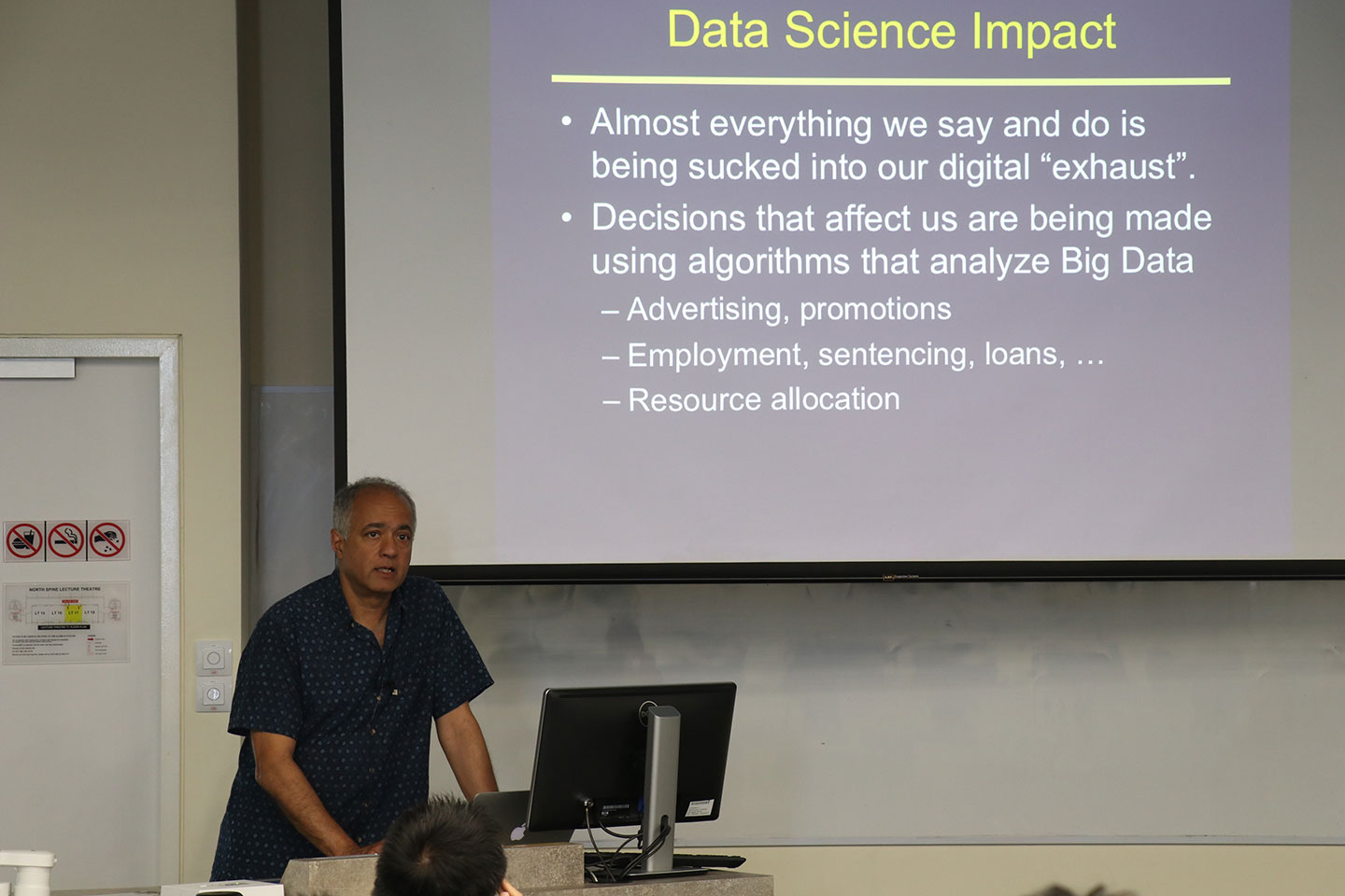 Visiting Prof H. V. Jagadish gave a thought provoking talk on “Responsible Data Science” on 1 February 2018 at NTU LT17.