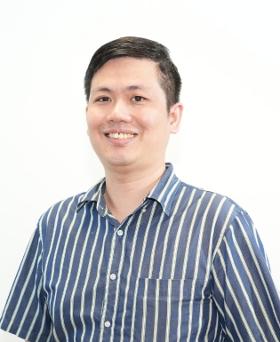 Dr Loo Xi Sung