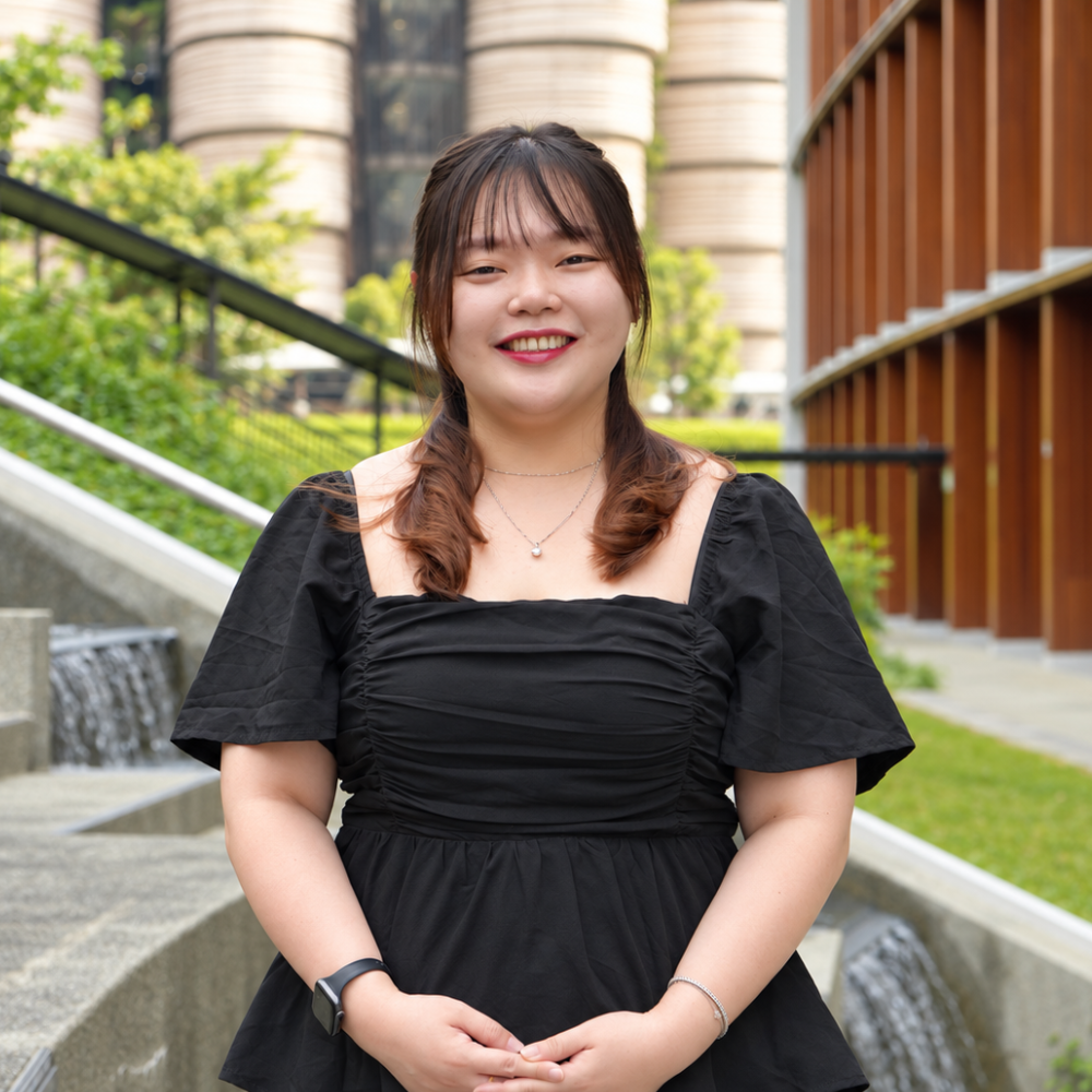 Lim Ying Shan, Regina