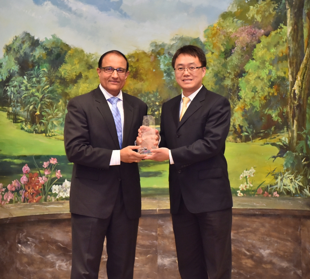 2014 - Prof Wang Qijie