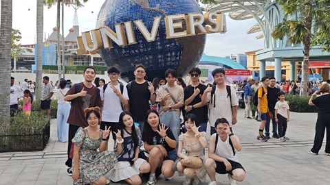 NTU EEE MSc Students at Universal Studio Singapore