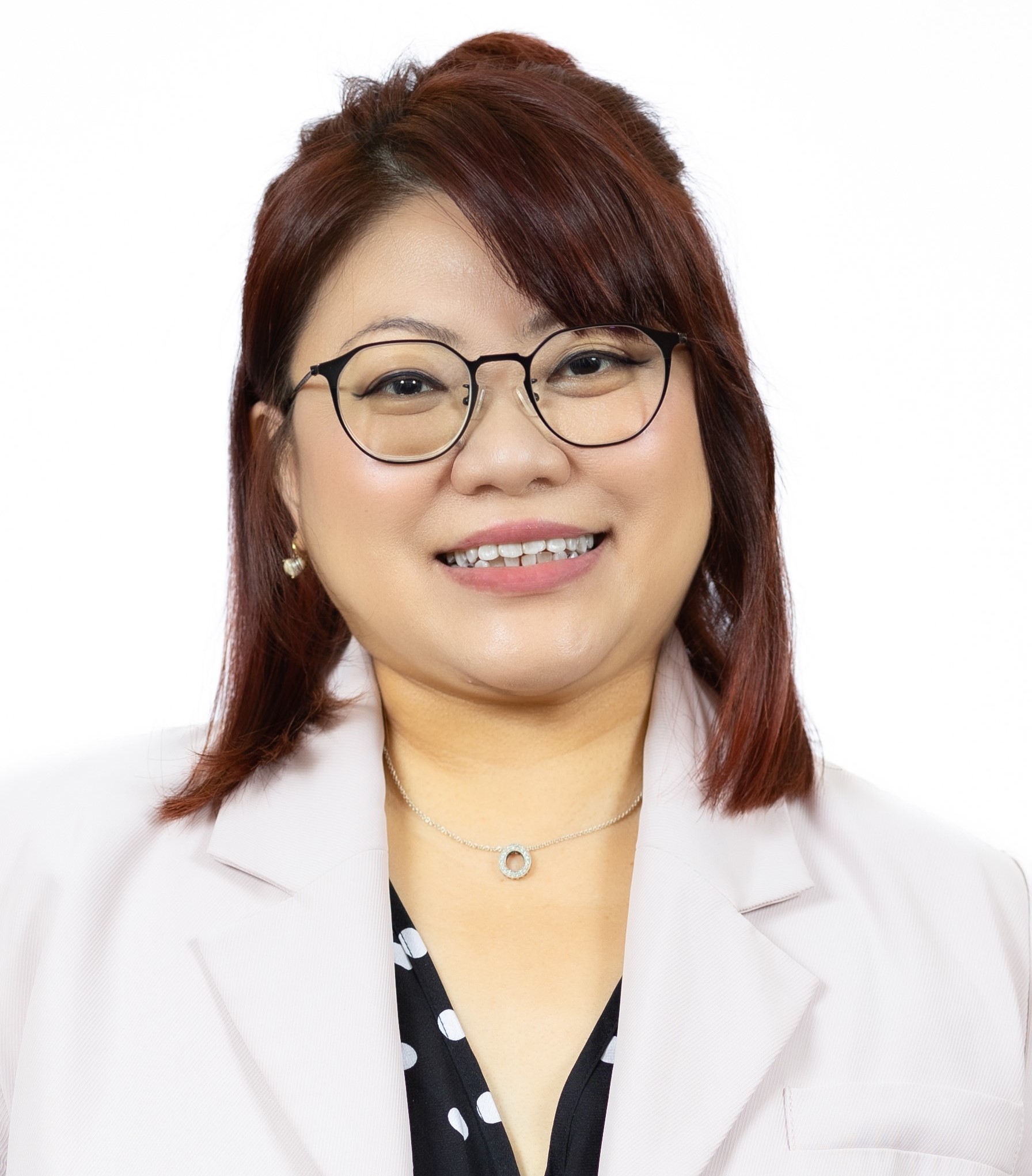 Ms. Yvonne Leung