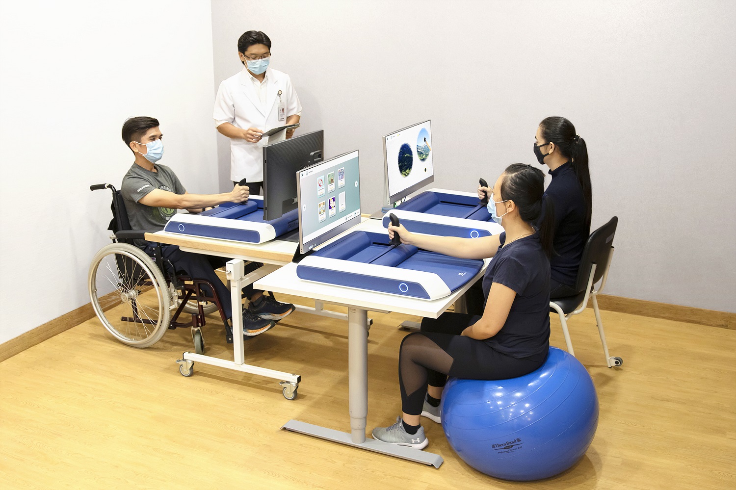 Portable arm rehabilitation robot