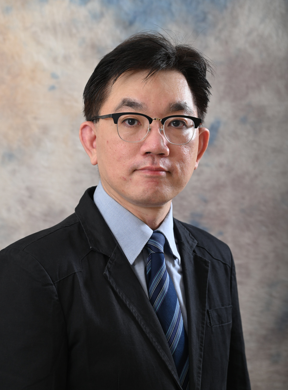 Mr Dennis Ng Kia Liang