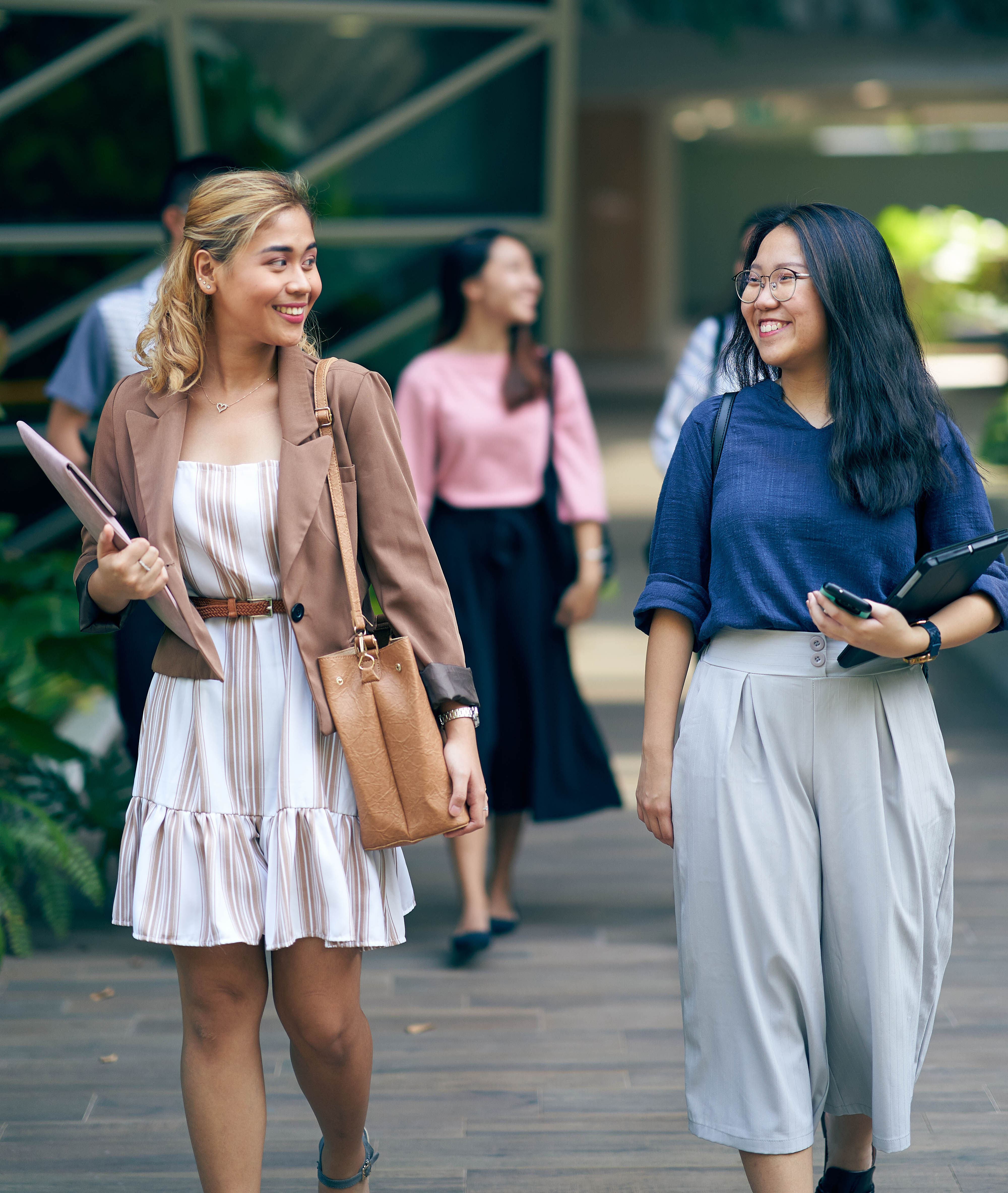 students walking to class