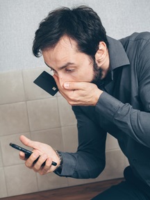 online scams, fraud, scamming, scammer