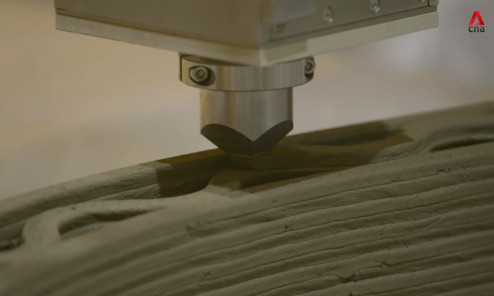 3D printing of concrete in action