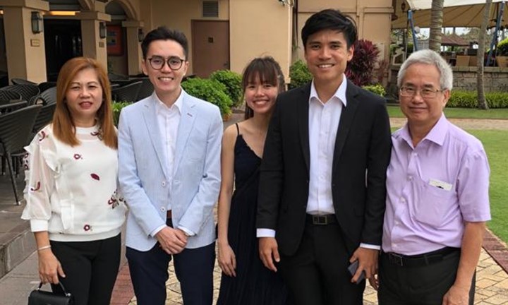 Dr Alvin Chew and his family