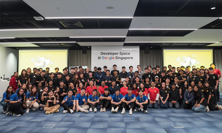 NTU EEE alumna Jade Wee at Google hackathon